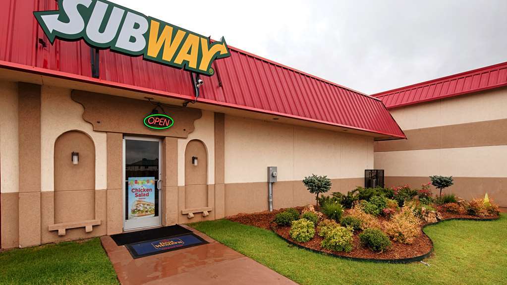 Best Western Tulsa Airport Restaurant photo